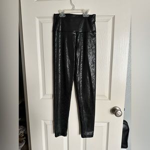 leggings, from aerie, snakeskin black